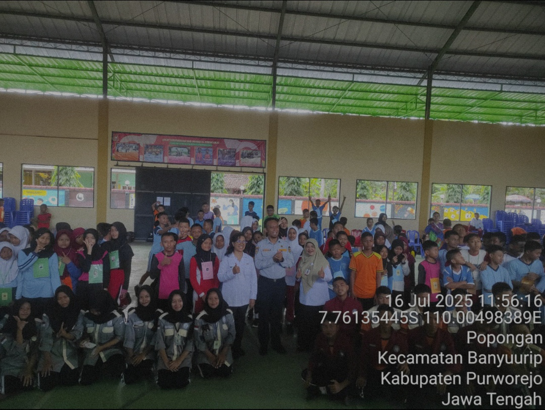Sosialisasi Tertib Lalu Lintas dan Ajak Siswa Gunakan Angkutan Umum