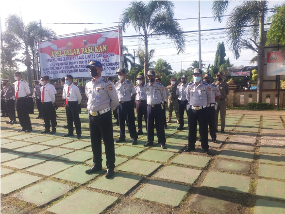 Mengikuti Apel Gelar Pasukan  Operasi Keselamatan Lalu Lintas Candi 2022 di Polres Purworejo