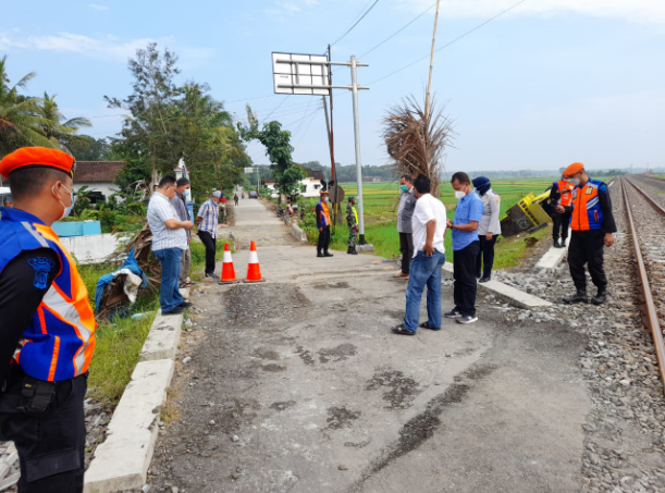 Cek Lokasi Kejadian Kecelakaan Kereta Api di Bapangsari