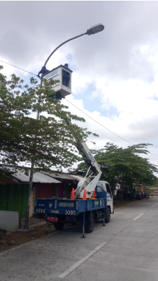 Dinas Perhubungan Kab Purworejo Lakukan Perbaikan PJU di Boro