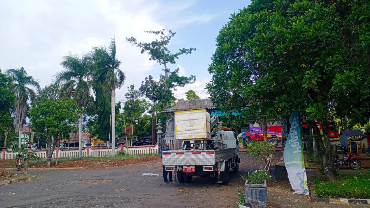 Perbaikan Lampu PJU Gor Wr Soepratman