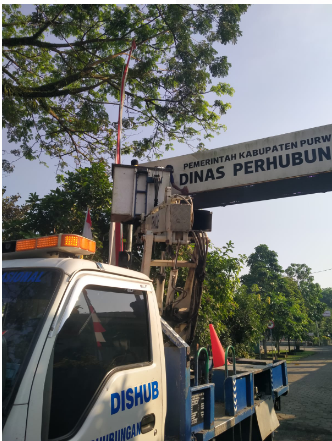 Kegiatan Bersih Bersih Kantor Jelang HUT RI yang ke-76