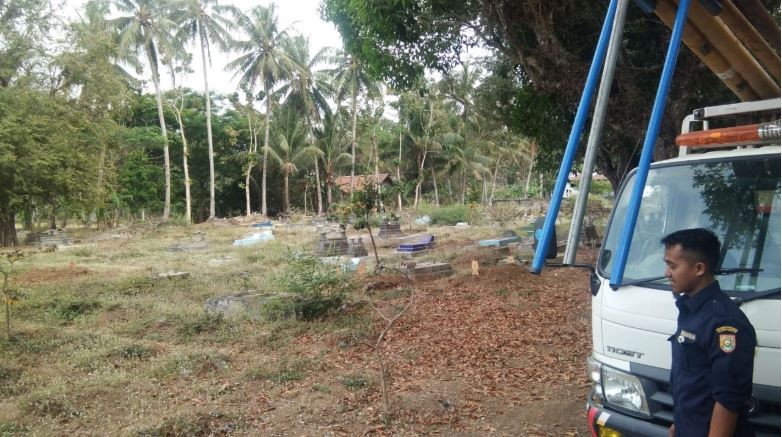 Pemasangan PJU Di Jalan Makam Dowo Kecamatan Grabag