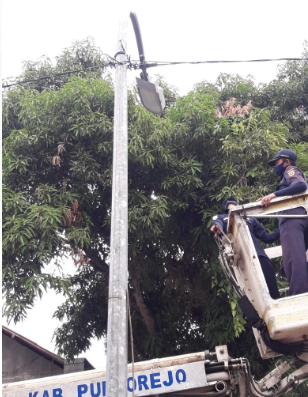 Pemasangan Housing di Pasar Hewan Lama Kutoarjo