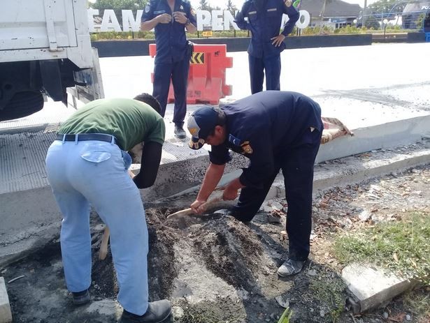 Pengecoran Pondasi Trafic Light  Di Simpang Empat Pendowo 