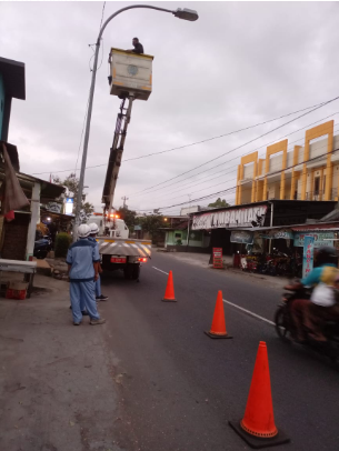 Penanganan Kabel Putus Tertimpa Pohon di Tambak Cangrep Kab Purworejo