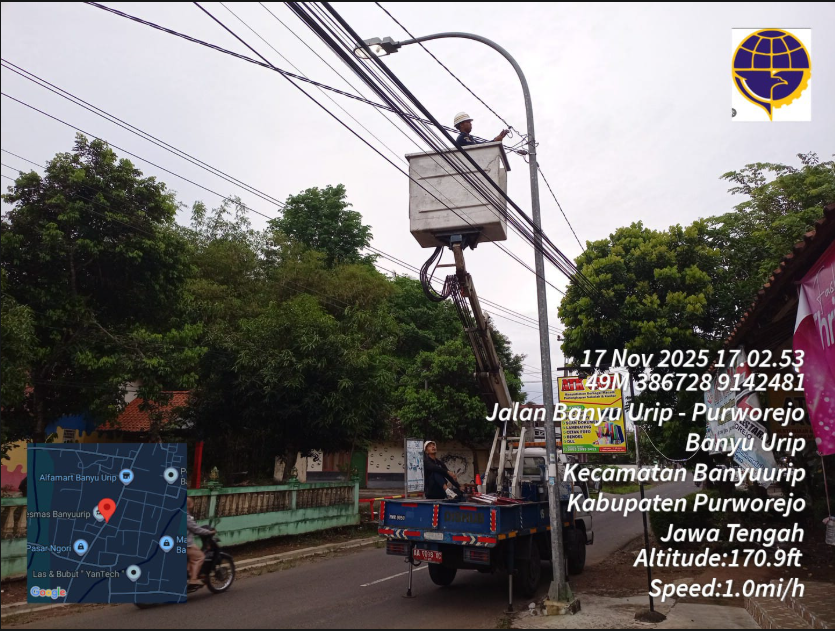 Perbaikan Panel PJU dan Penanganan Kabel Putus di Jalan Purworejo Banyuurip