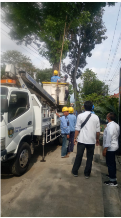 Rabas Pohon Bersama PLN ULP Kutoarjo dan Dinas Lingkungan Hidup Kab Purworejo