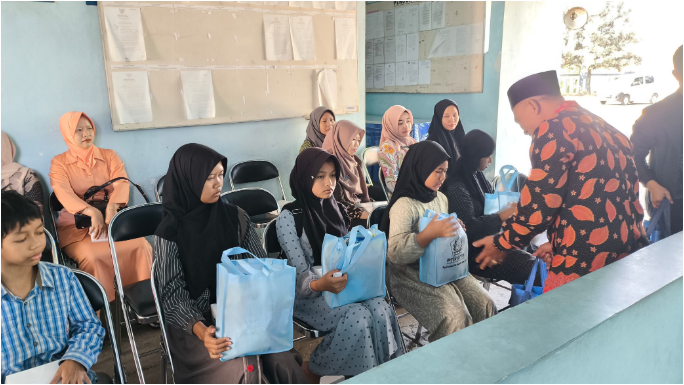 Pengajian Rutin dan Santunan Anak Yatim di Dinas Perhubungan Kabupaten Purworejo